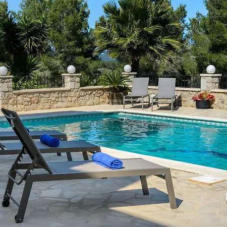 Villa Beautiful Rafaella